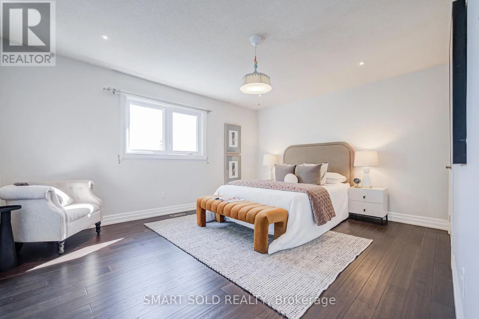 350 KIRBY CRESCENT