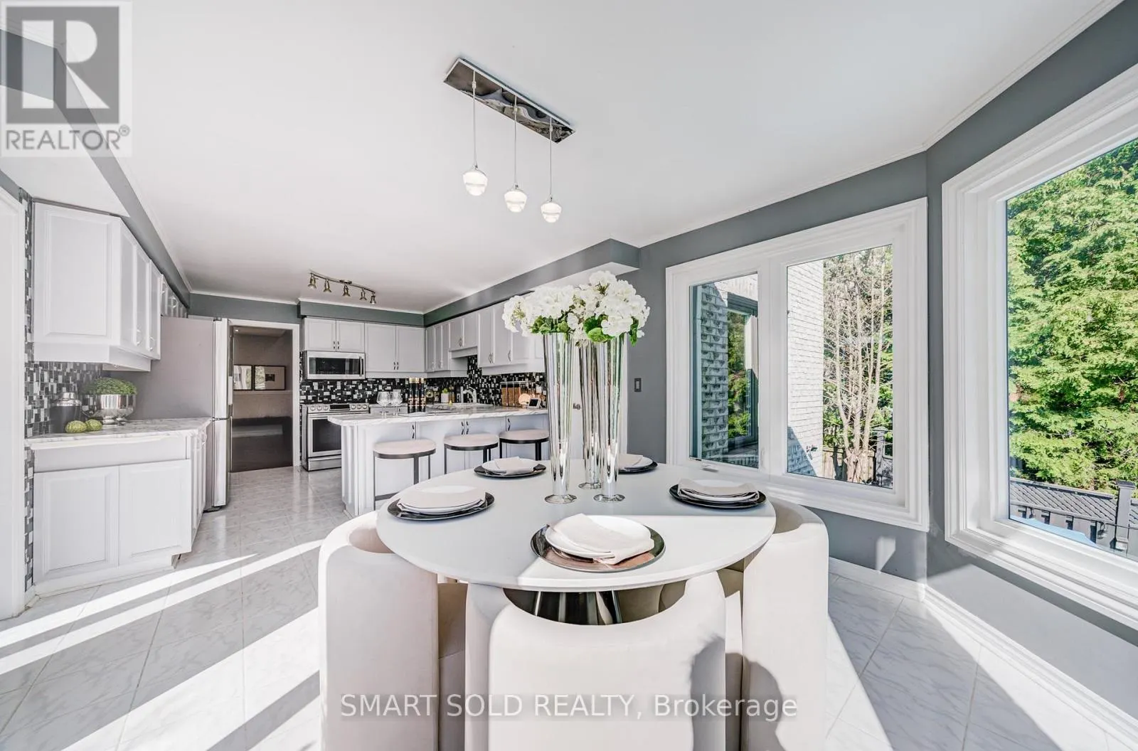 350 KIRBY CRESCENT