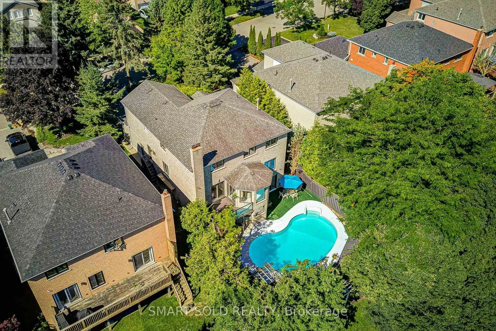 350 KIRBY CRESCENT