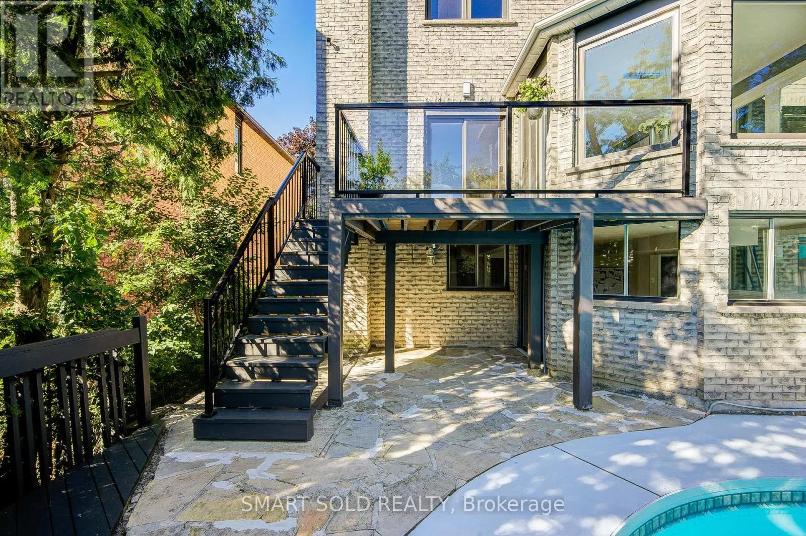 350 KIRBY CRESCENT