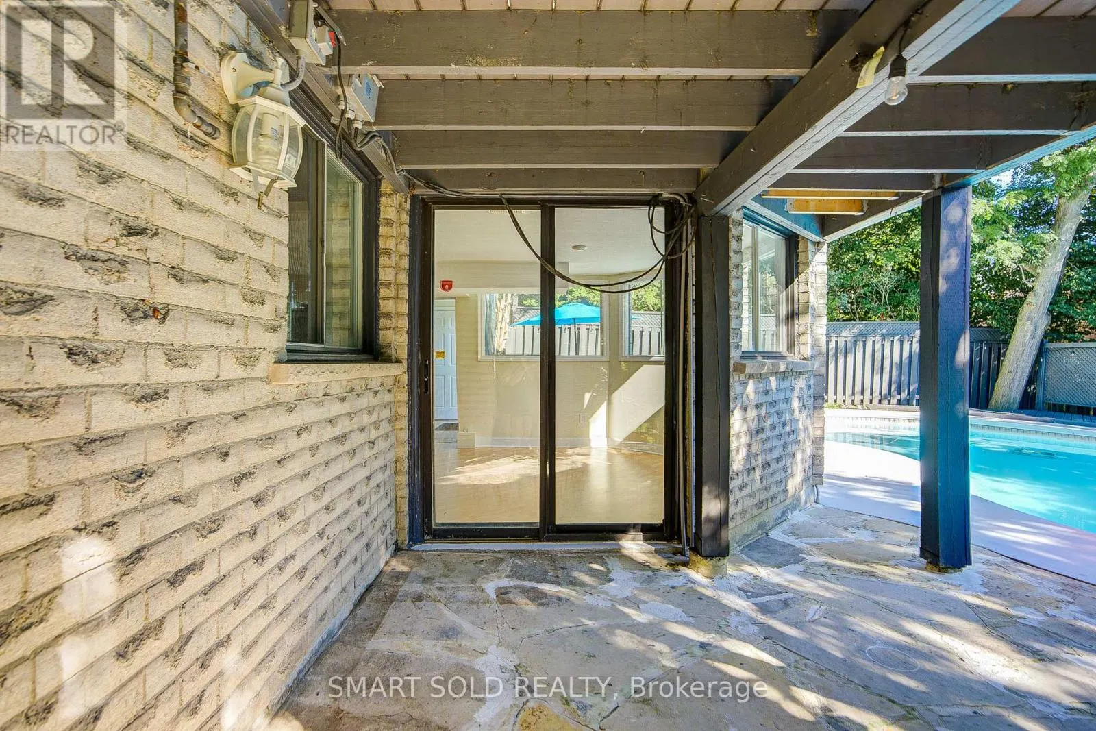 350 KIRBY CRESCENT