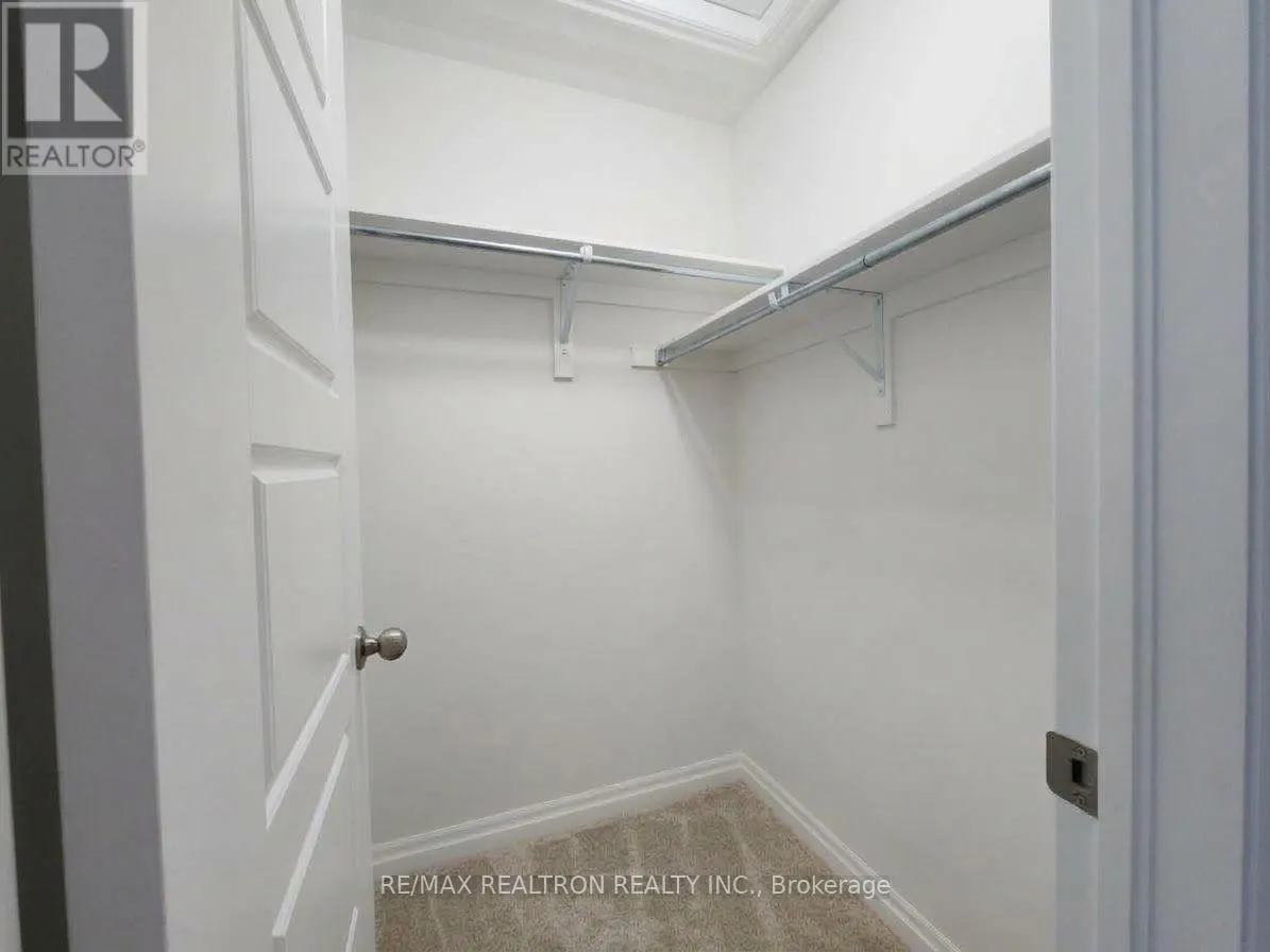 340 CAPELLA STREET