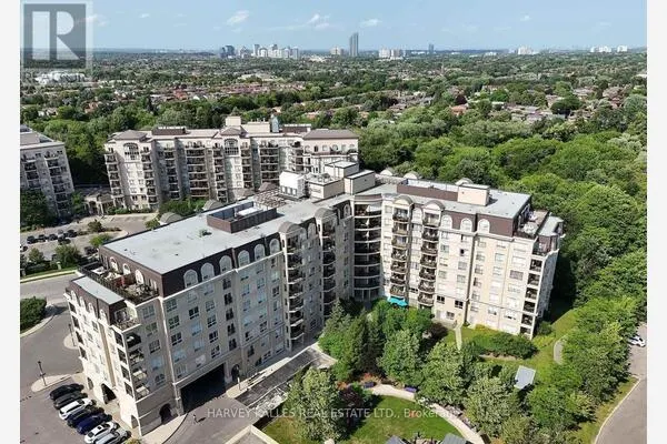 704 - 1 MAISON PARC COURT
