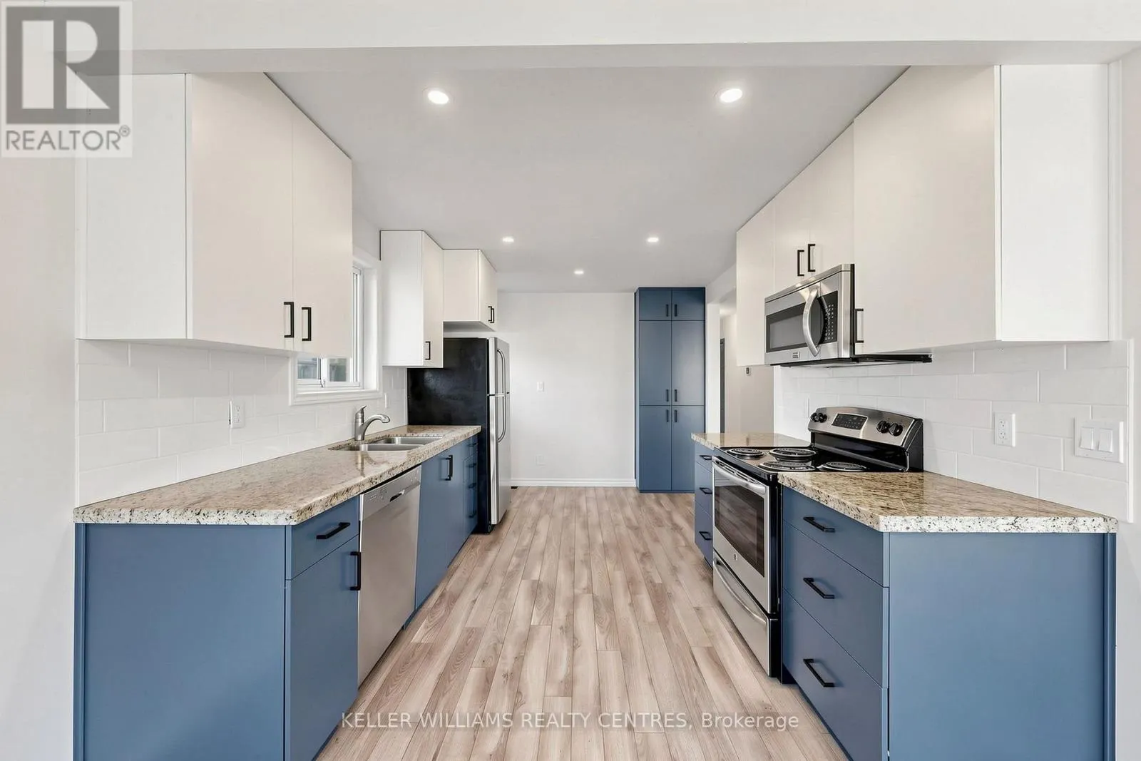 UPPER - 807 GREENFIELD CRESCENT