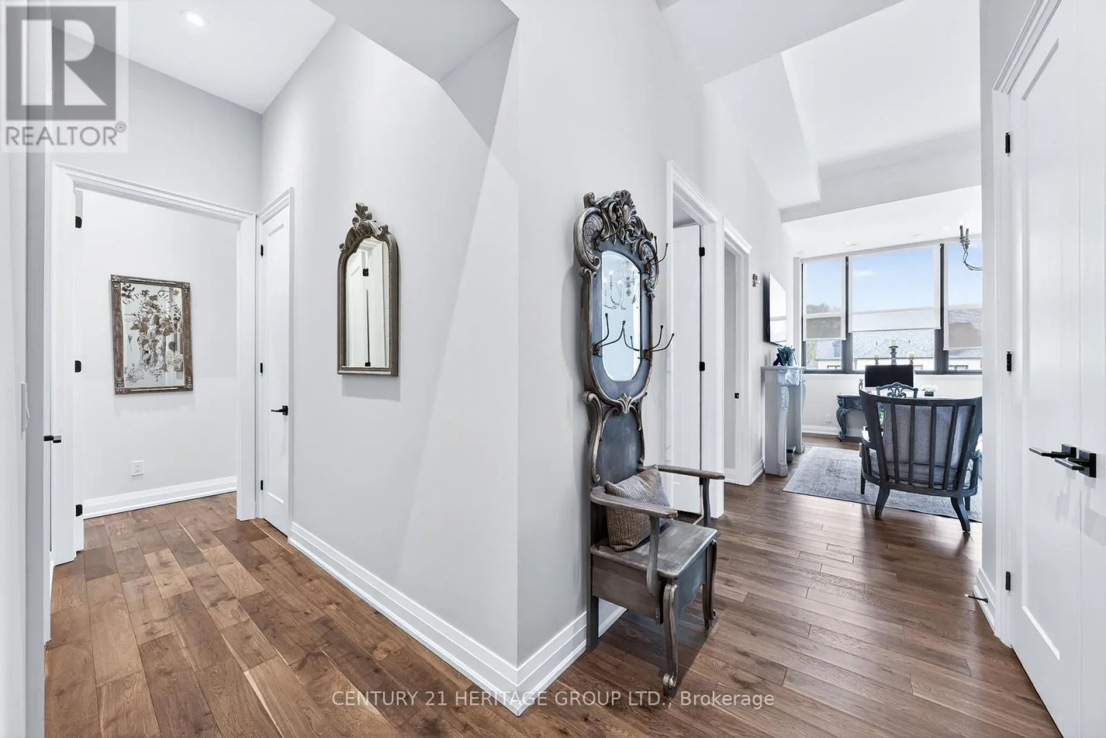 304 - 400 PARK AVENUE