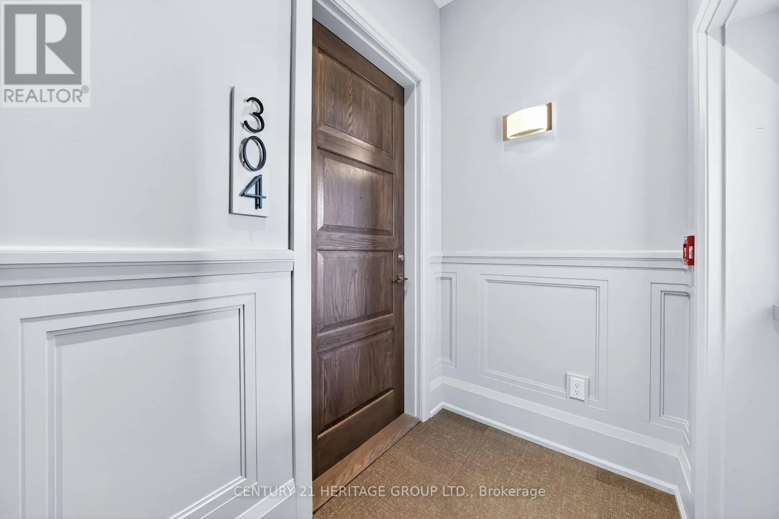 304 - 400 PARK AVENUE