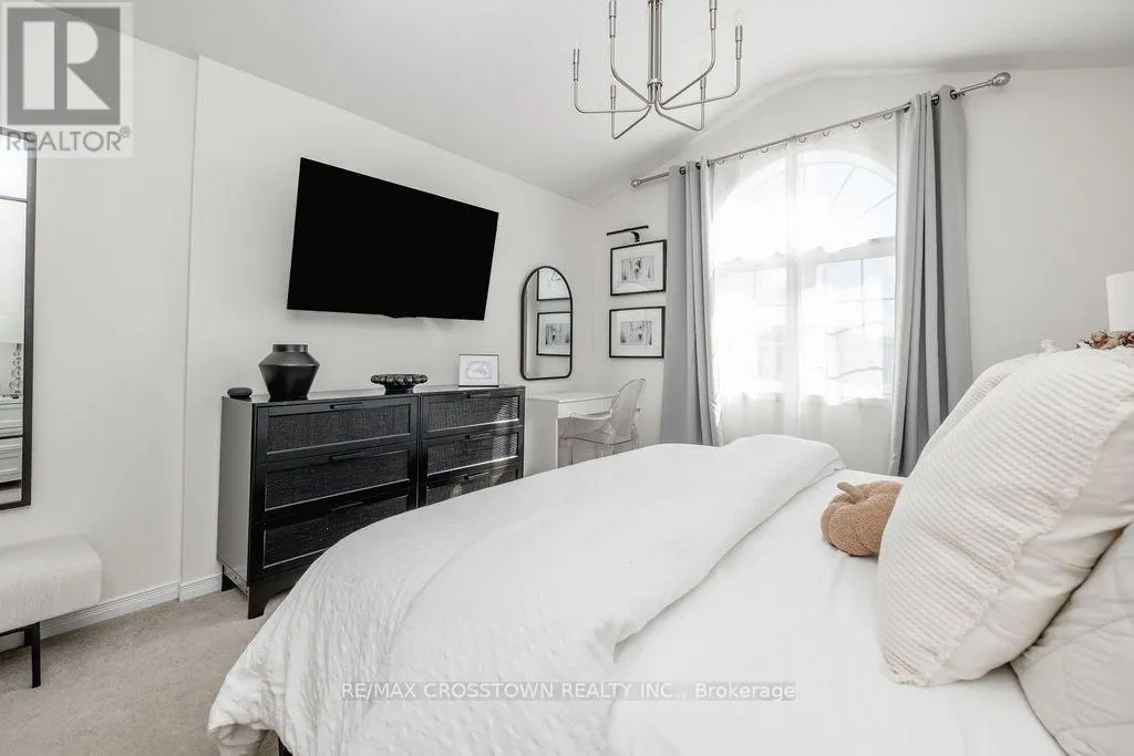 2134 TAGGART COURT