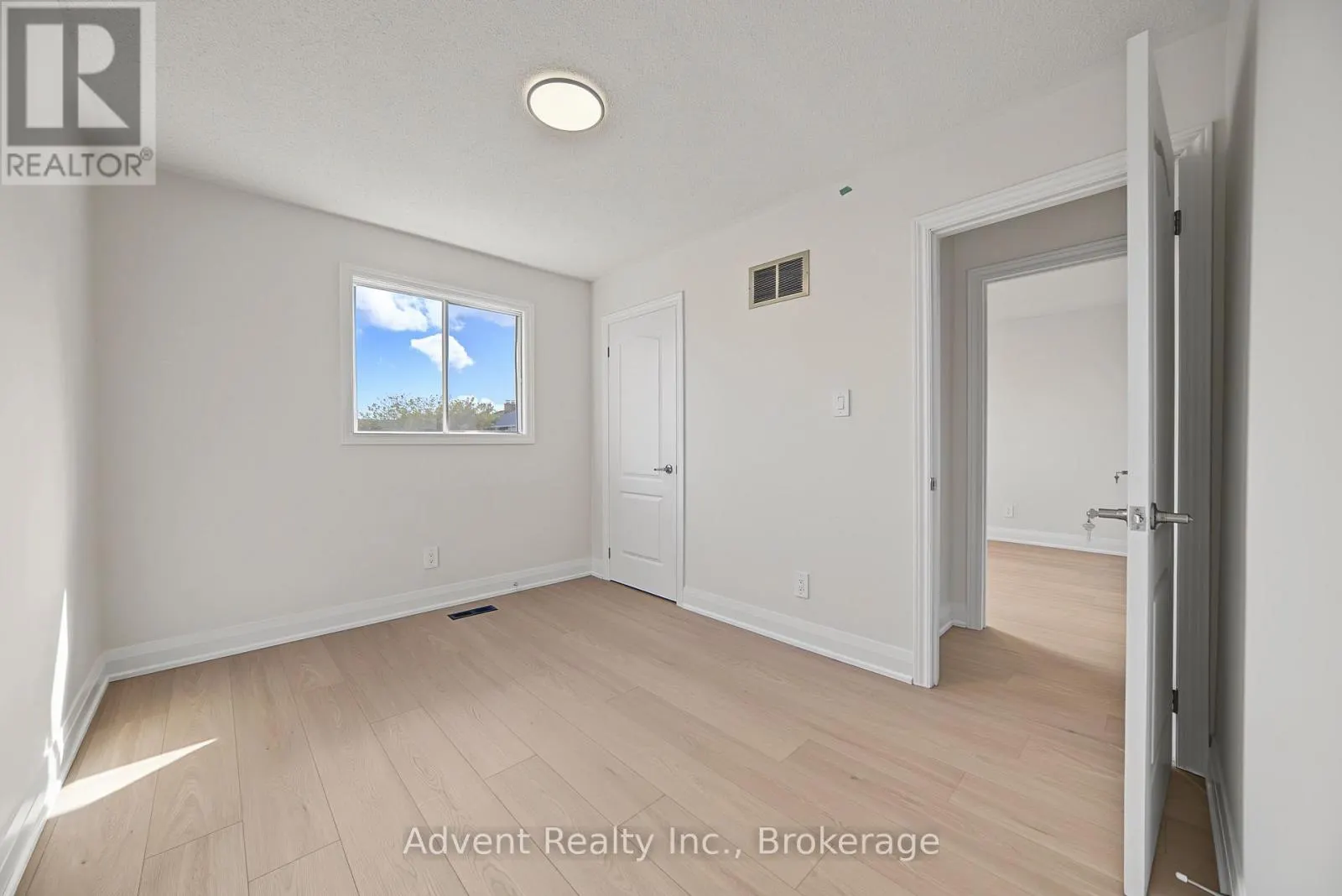 108 VALLEYWAY CRESCENT