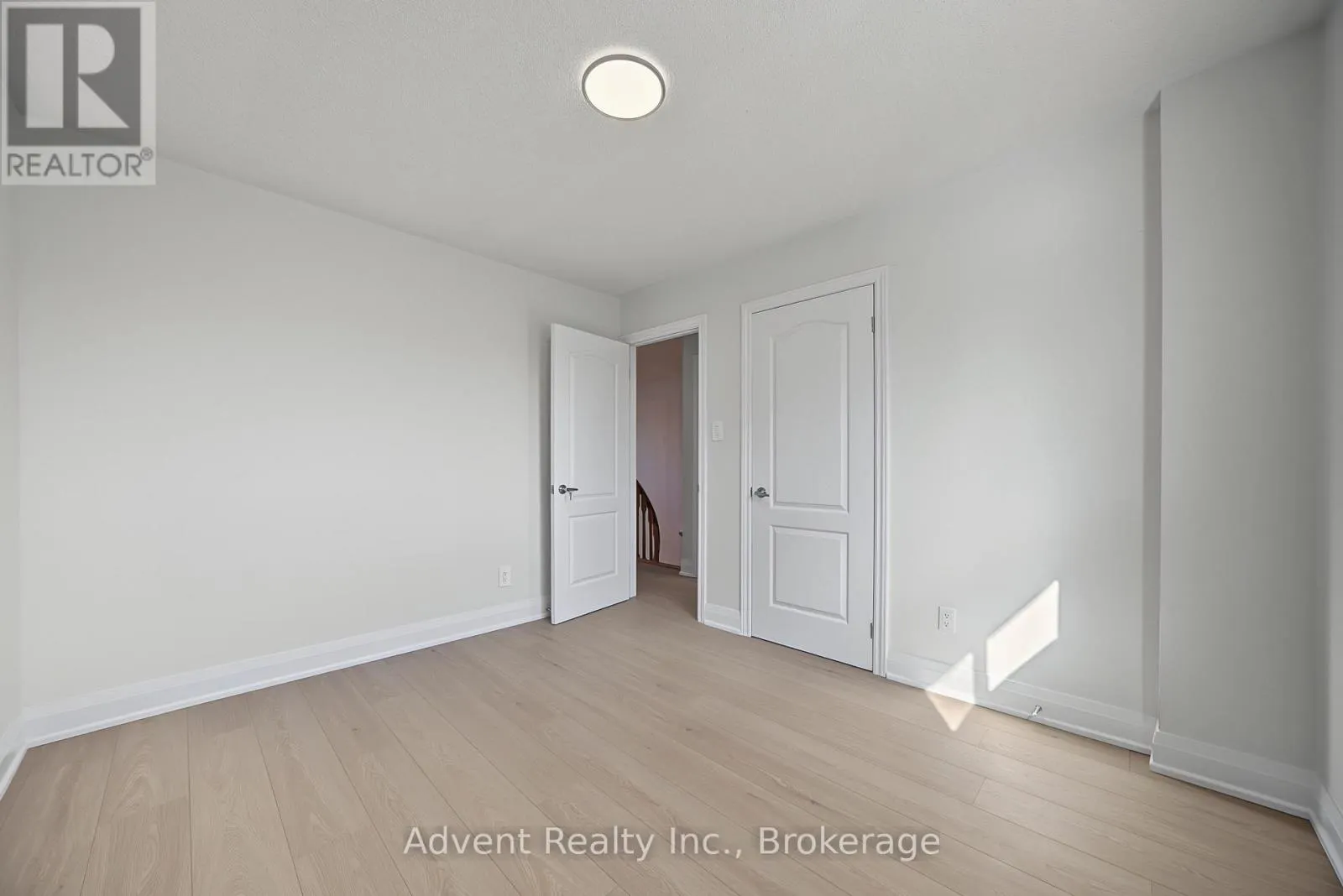108 VALLEYWAY CRESCENT