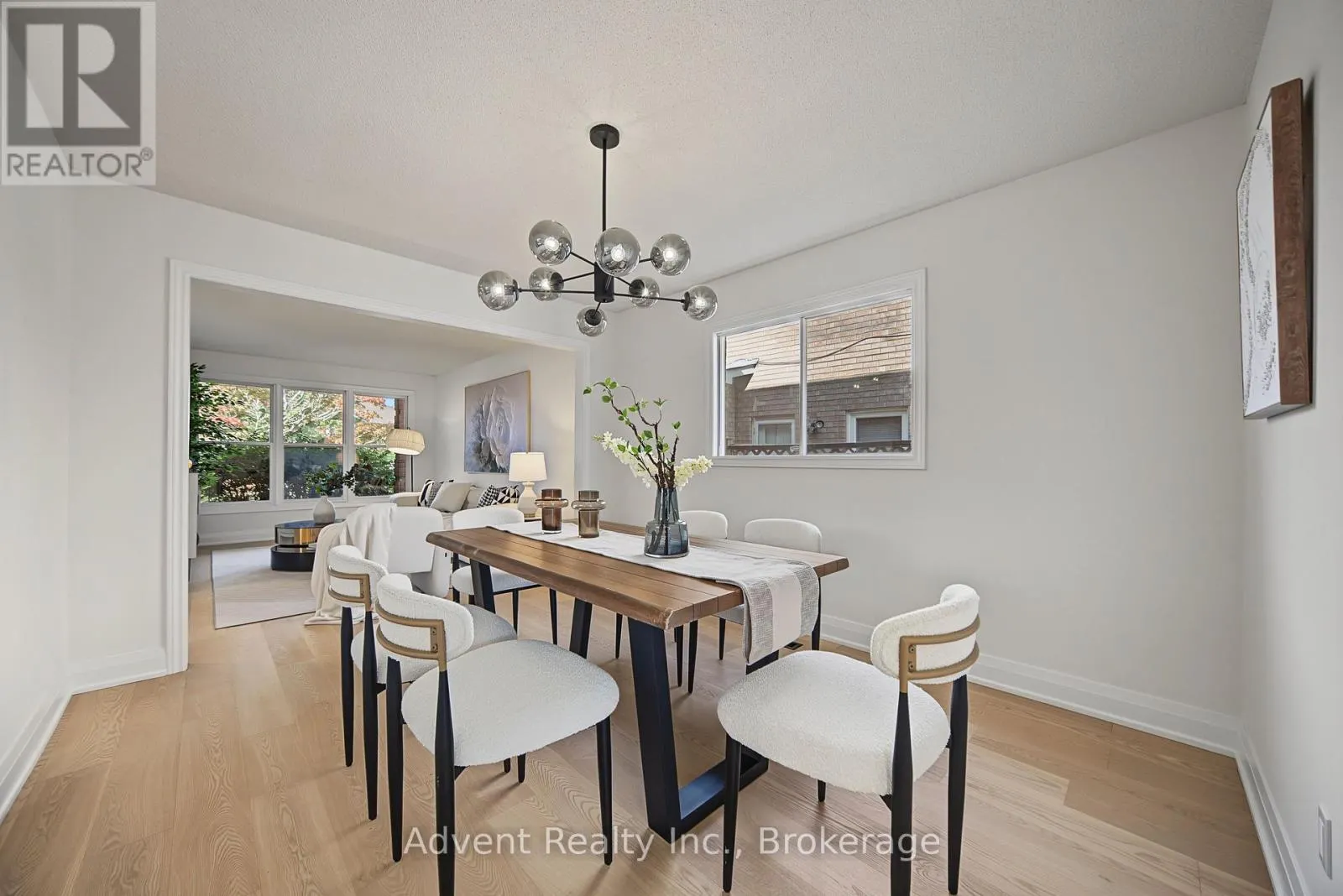 108 VALLEYWAY CRESCENT