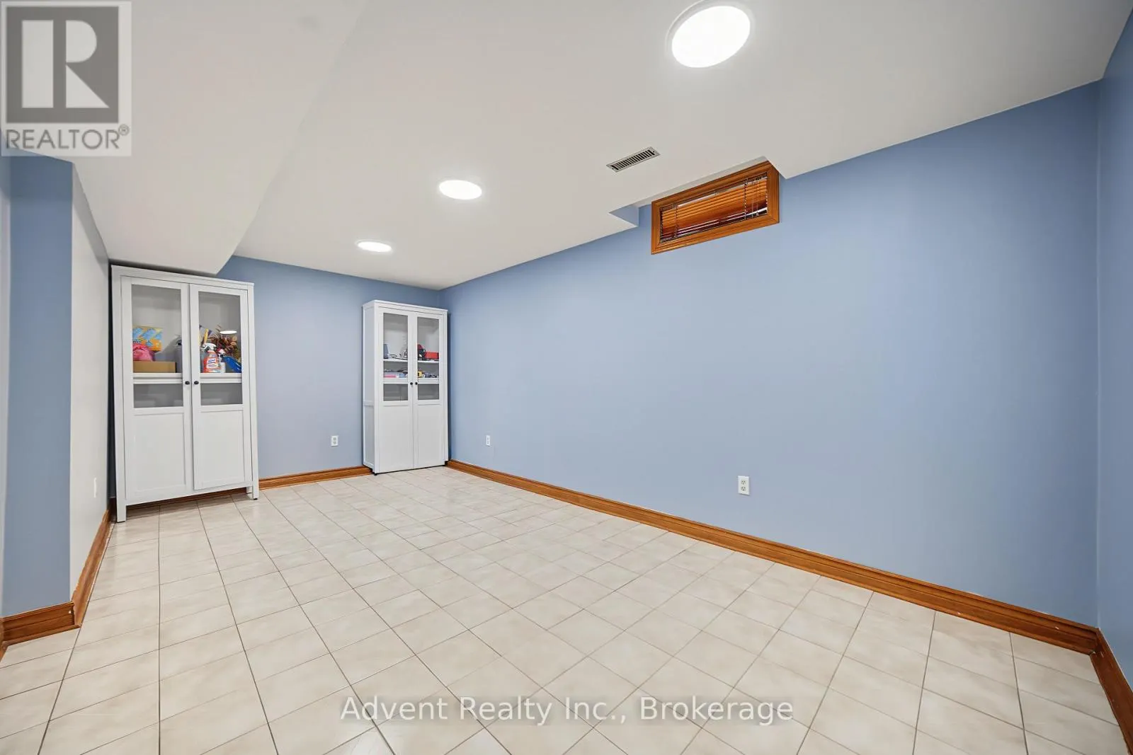 108 VALLEYWAY CRESCENT