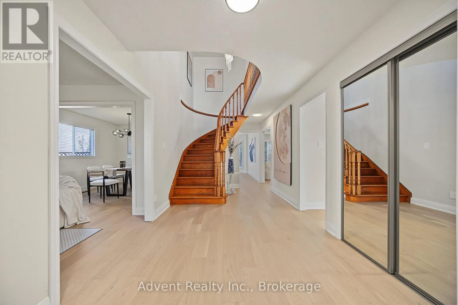 108 VALLEYWAY CRESCENT