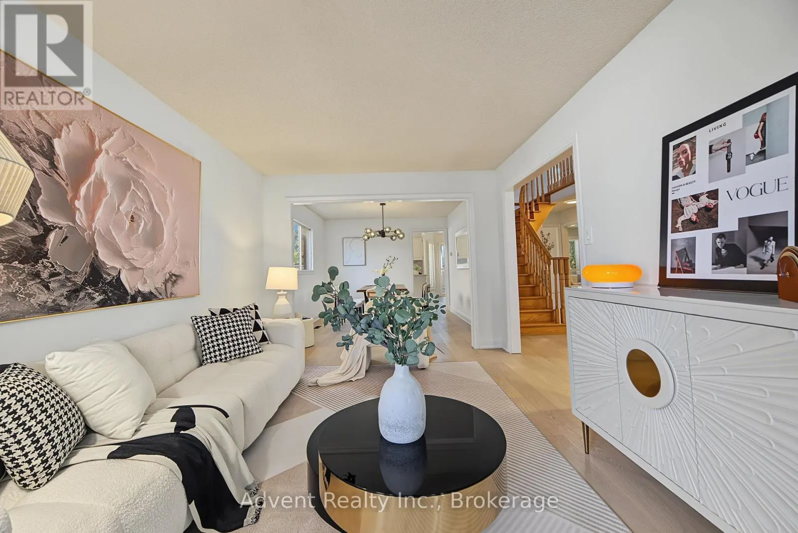 108 VALLEYWAY CRESCENT