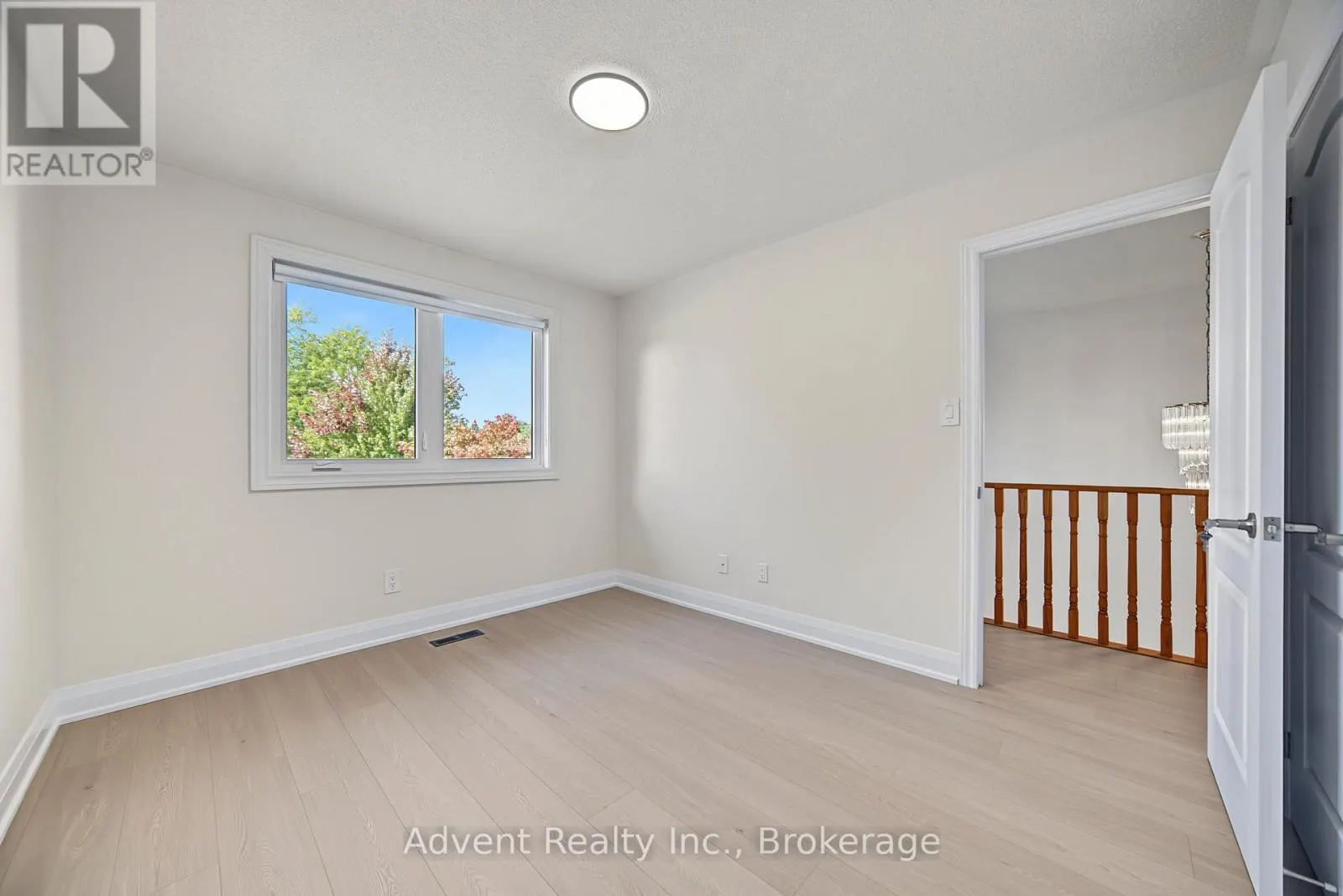 108 VALLEYWAY CRESCENT