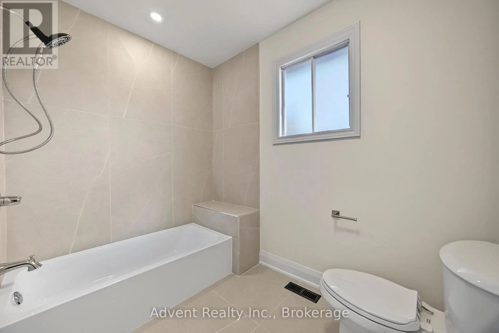 108 VALLEYWAY CRESCENT