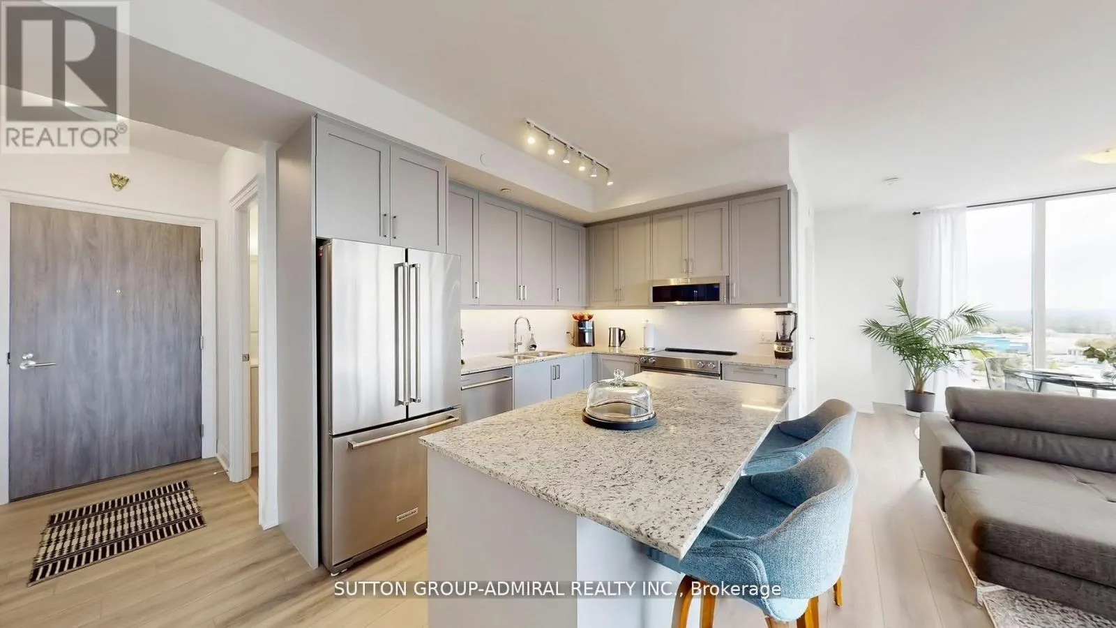 1103 - 20 GATINEAU DRIVE