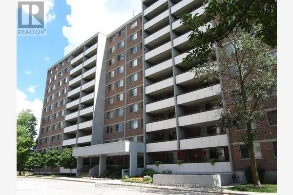 1011 - 40 WILLIAM ROE BOULEVARD