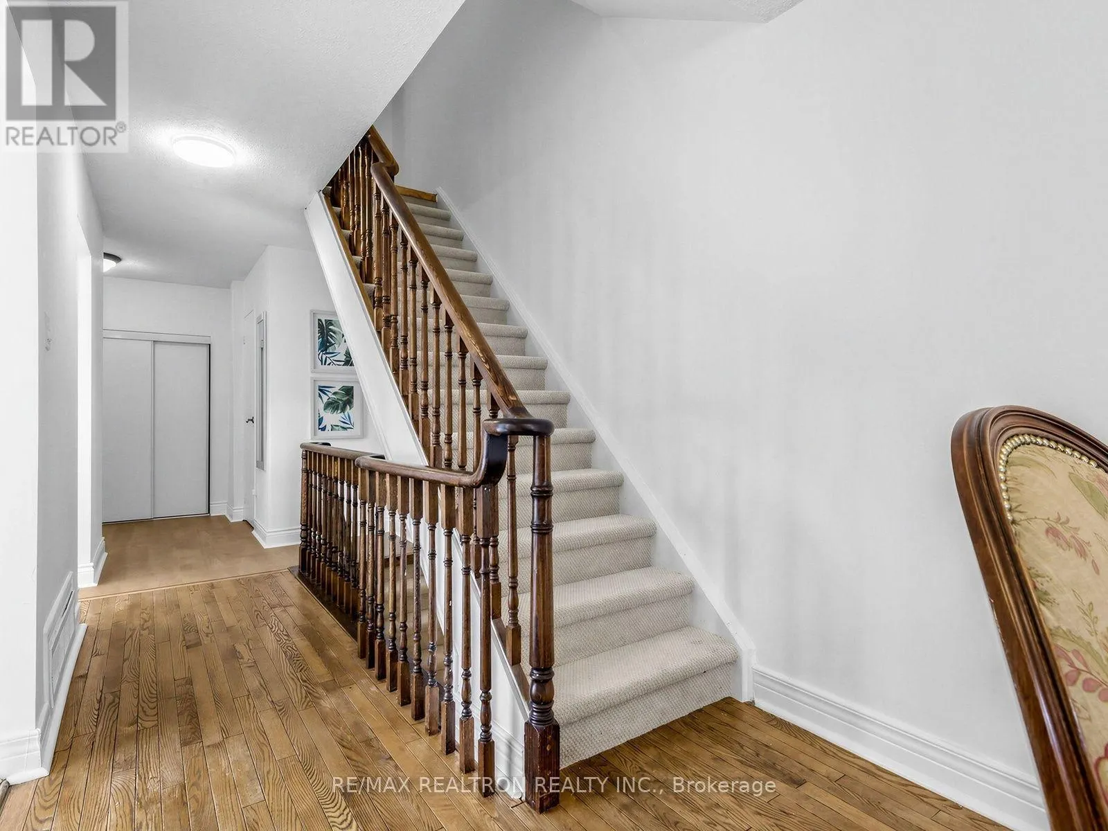 45 MCCLINTOCK CRESCENT