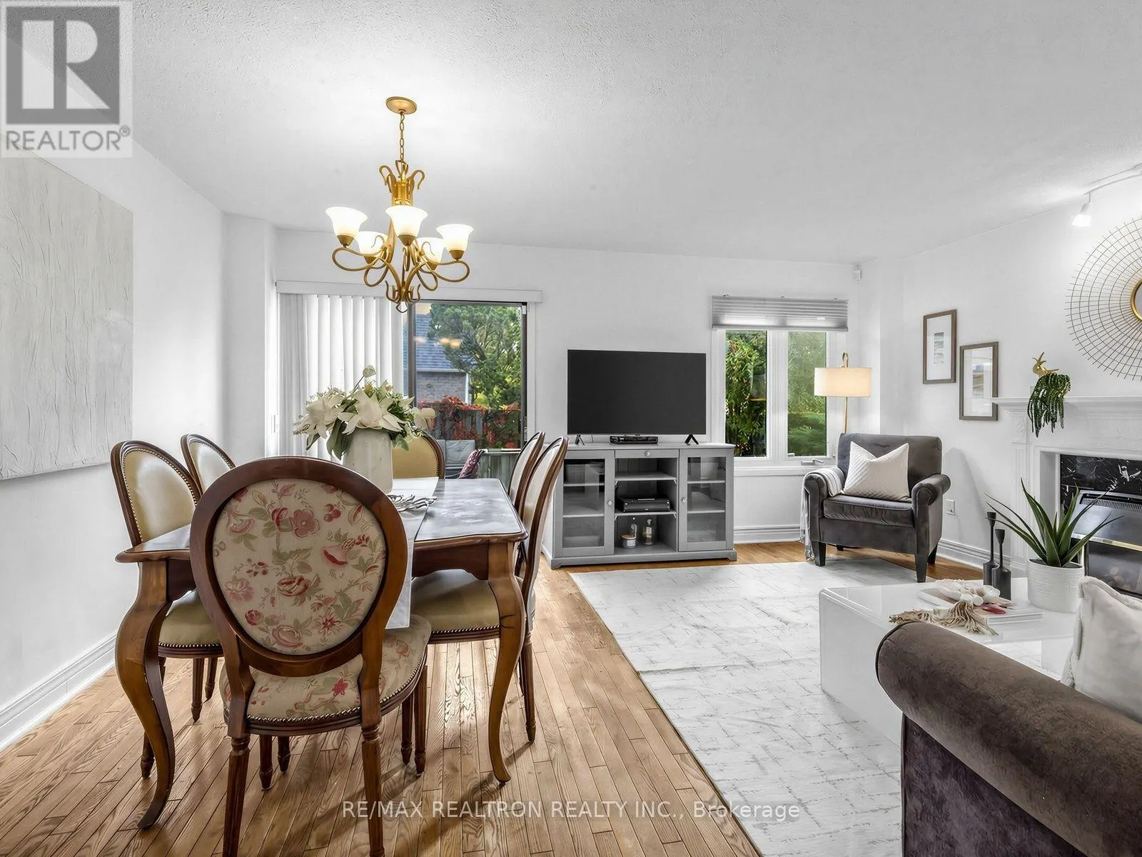 45 MCCLINTOCK CRESCENT