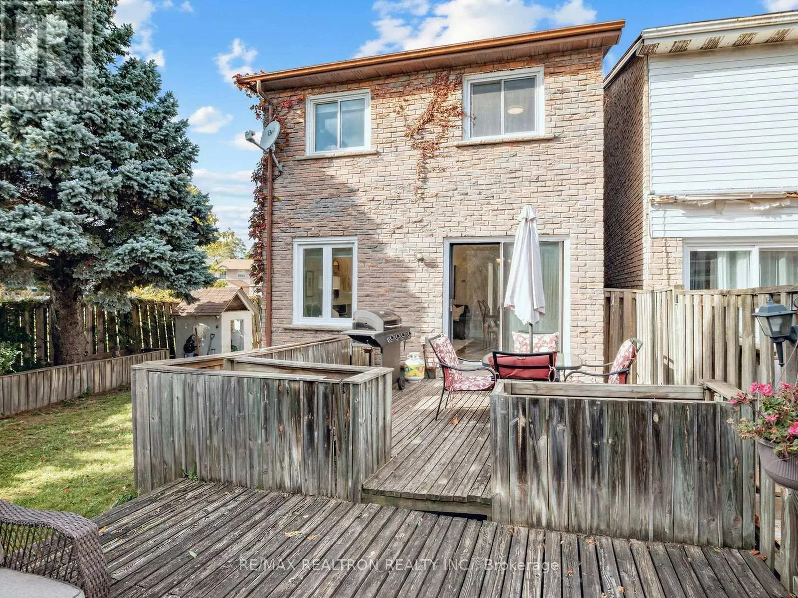 45 MCCLINTOCK CRESCENT