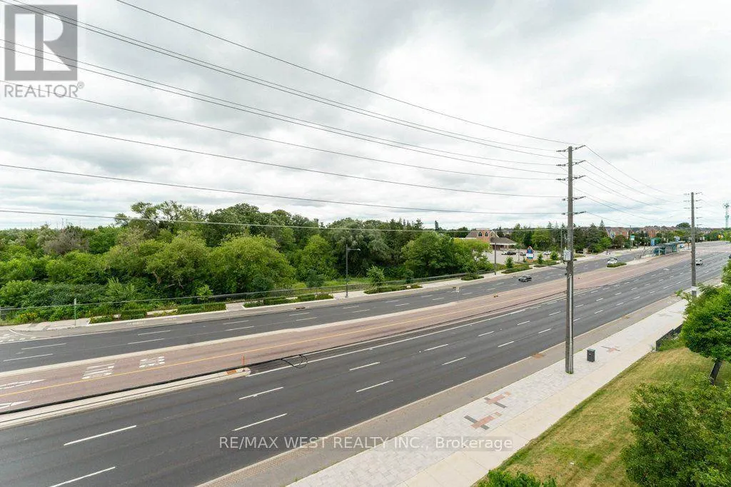 PH 413 - 4620 HIGHWAY 7 AVENUE