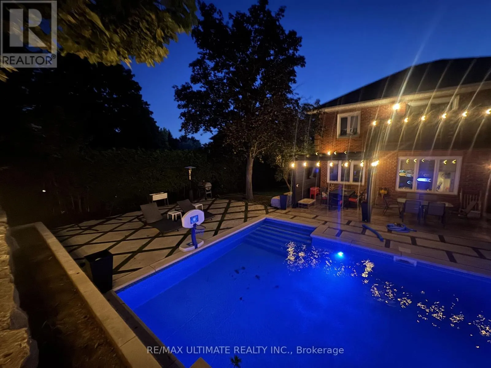 351 FAIRWAY GARDENS