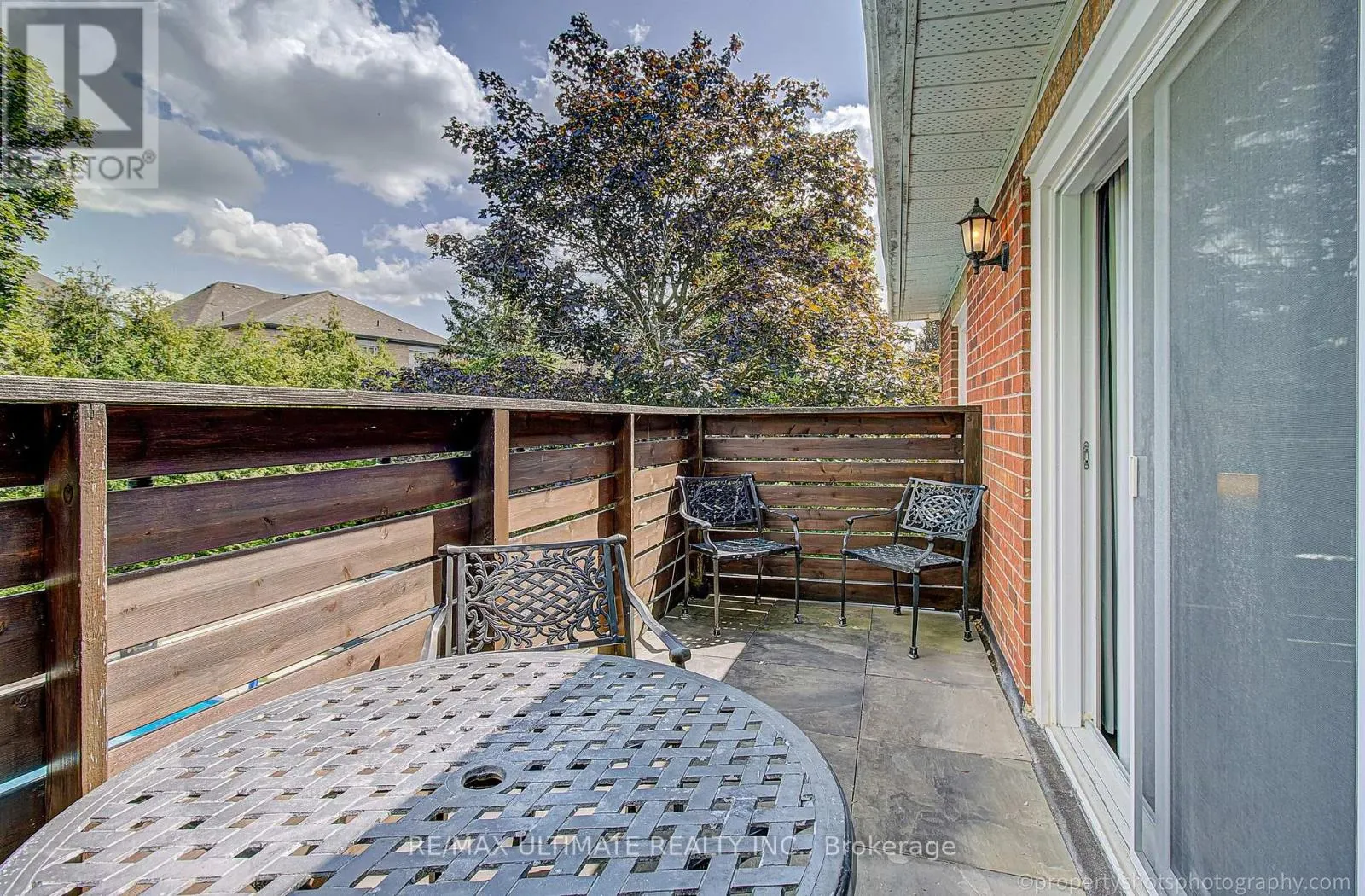 351 FAIRWAY GARDENS