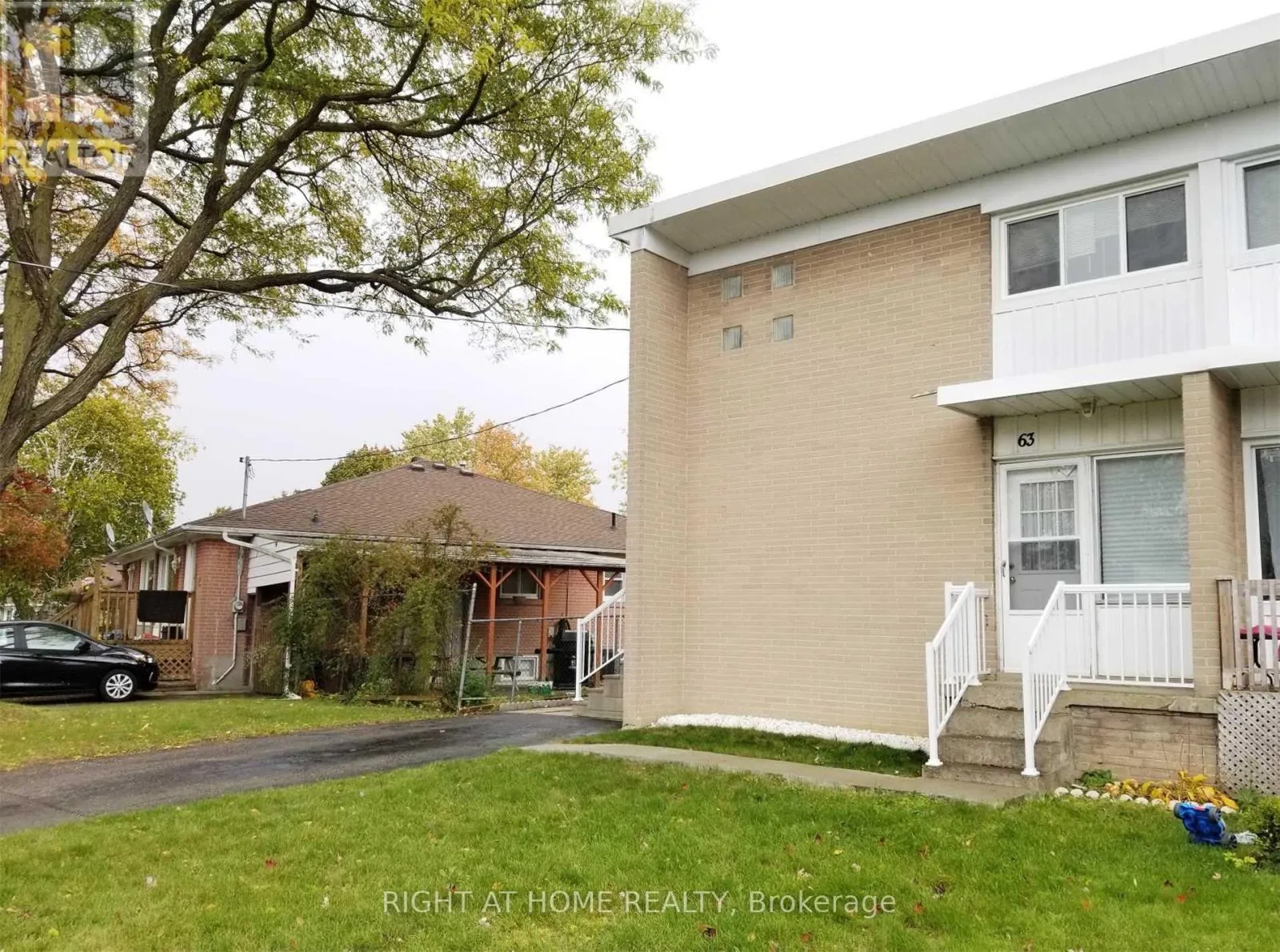 63 LINDSAY AVENUE