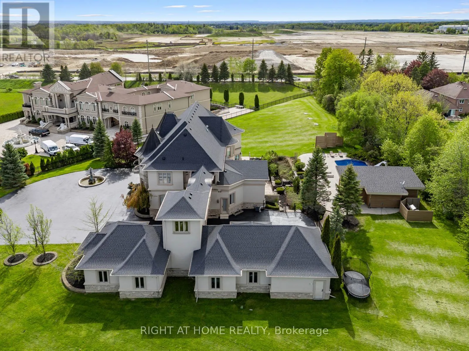 100 ROCMARY PLACE