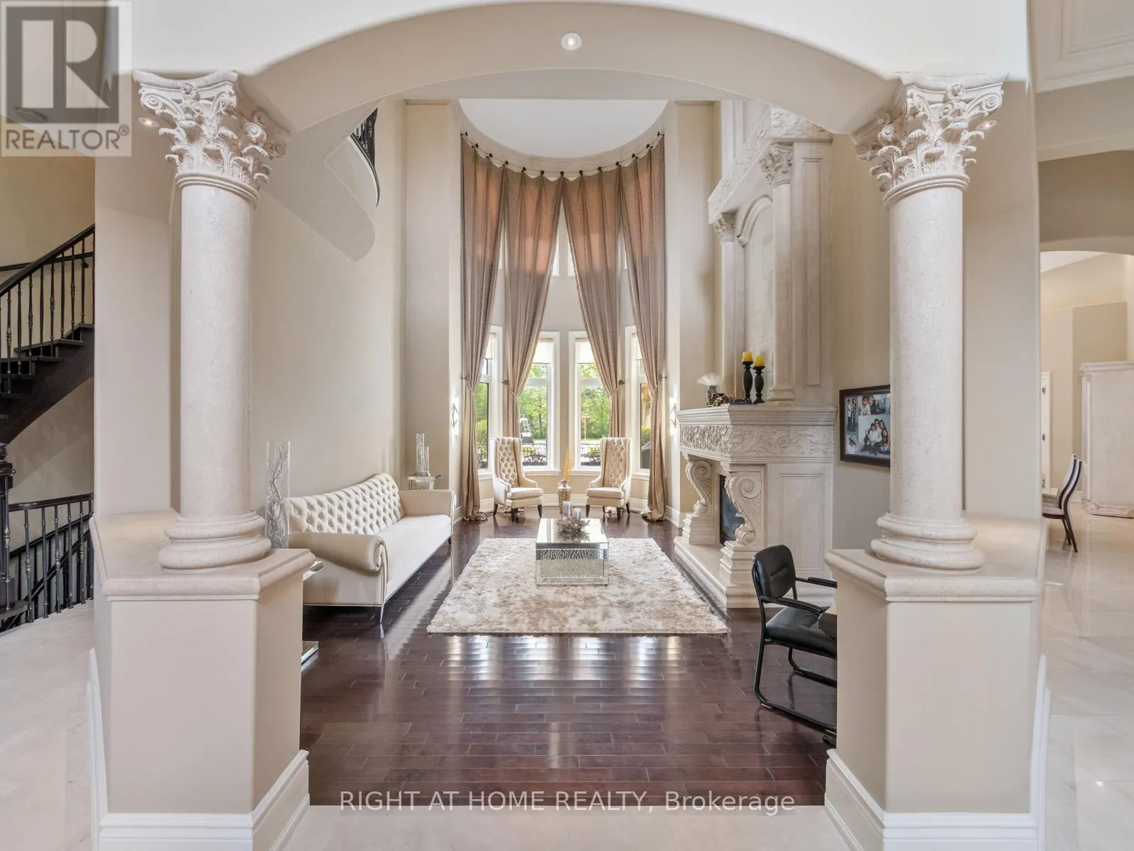 100 ROCMARY PLACE