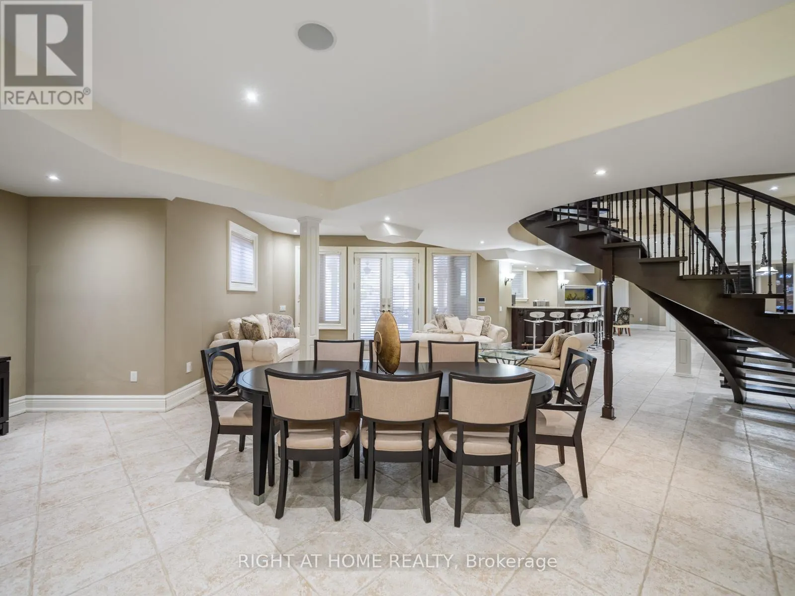 100 ROCMARY PLACE