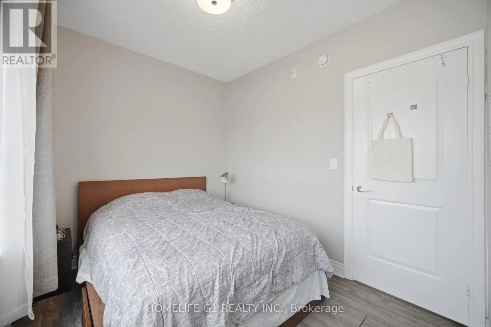 212 - 2396 MAJOR MACKENZIE DRIVE