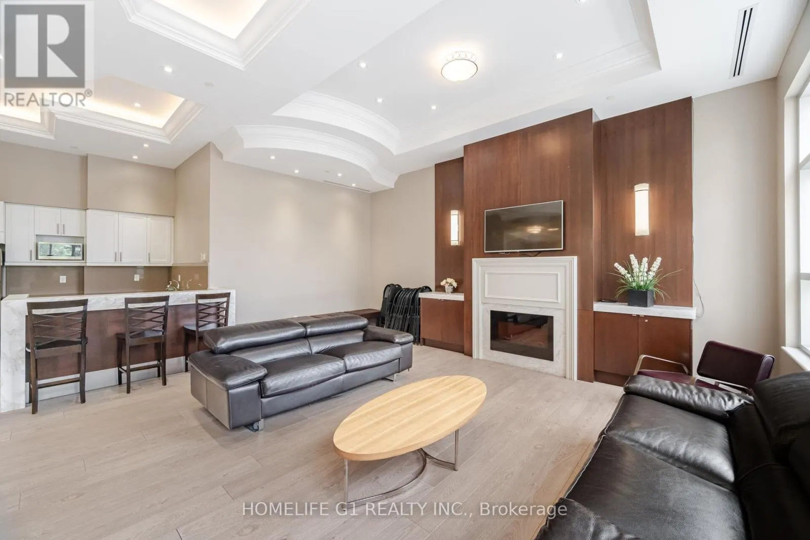 212 - 2396 MAJOR MACKENZIE DRIVE