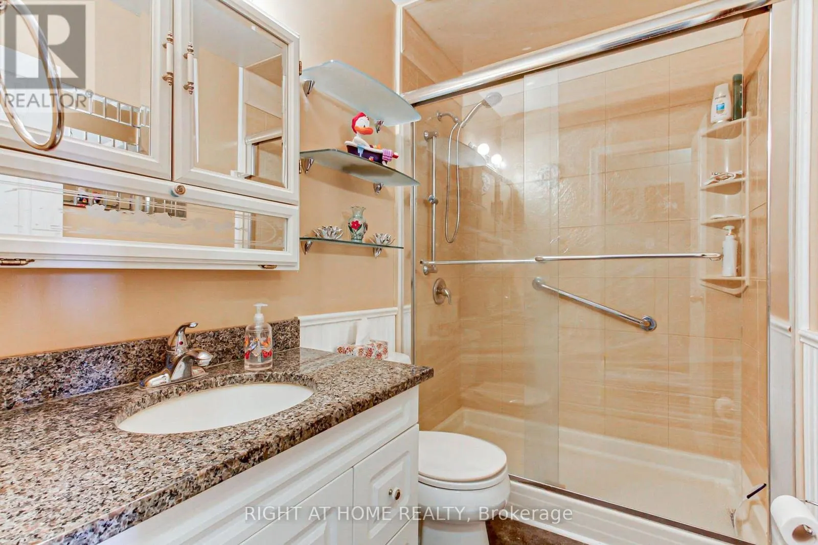 30 KITIMAT CRESCENT