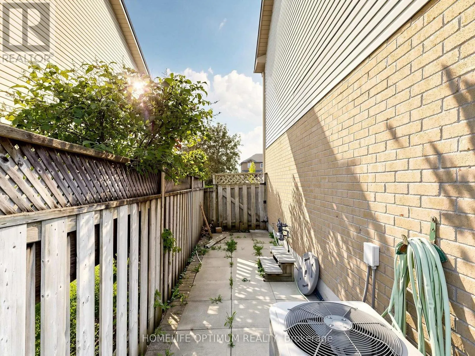 1258 COLEMAN COURT