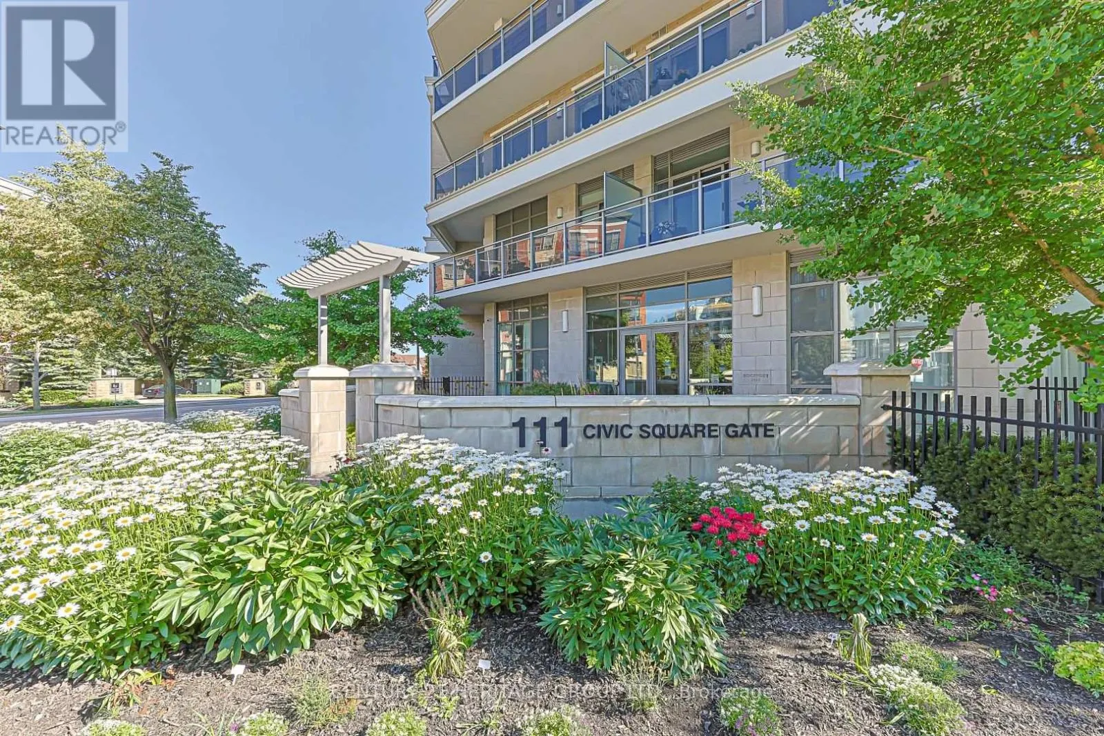 210 - 111 CIVIC SQUARE GATE