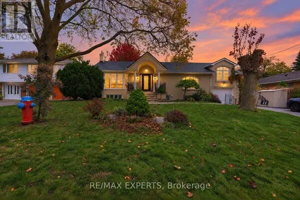11 KNOLLSIDE DRIVE