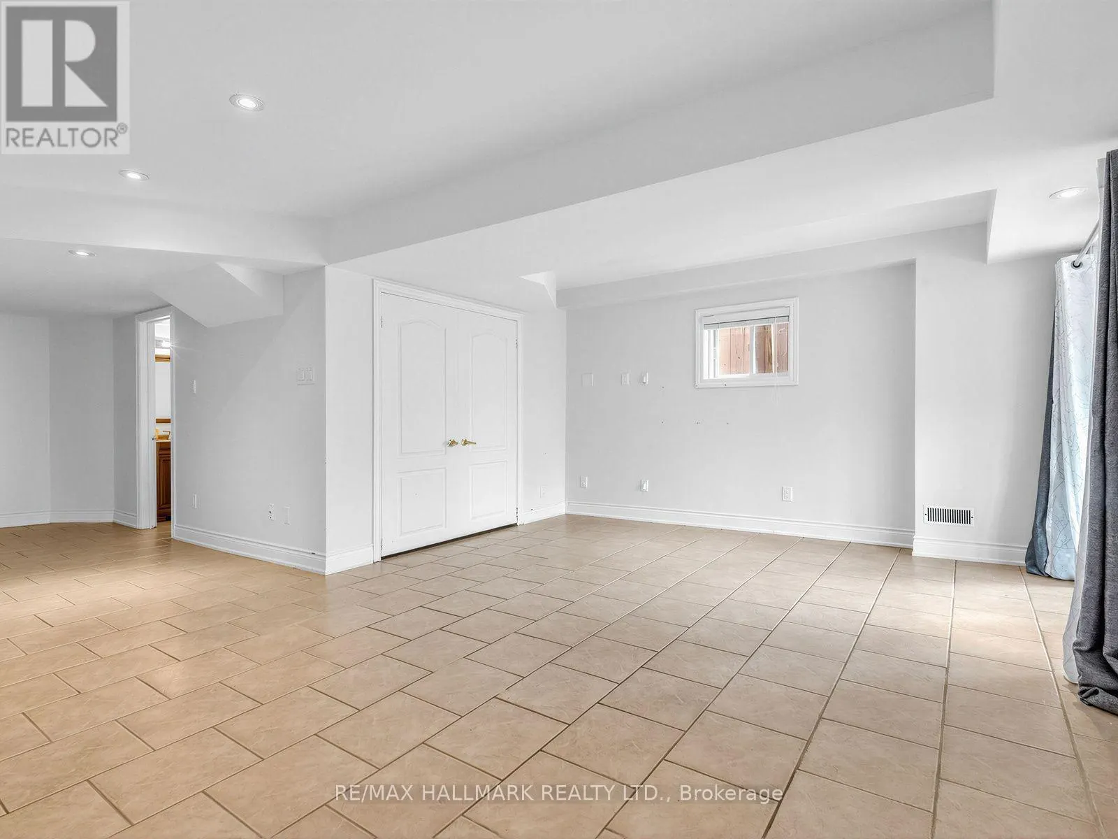 37 CHERRY BUSH ROAD