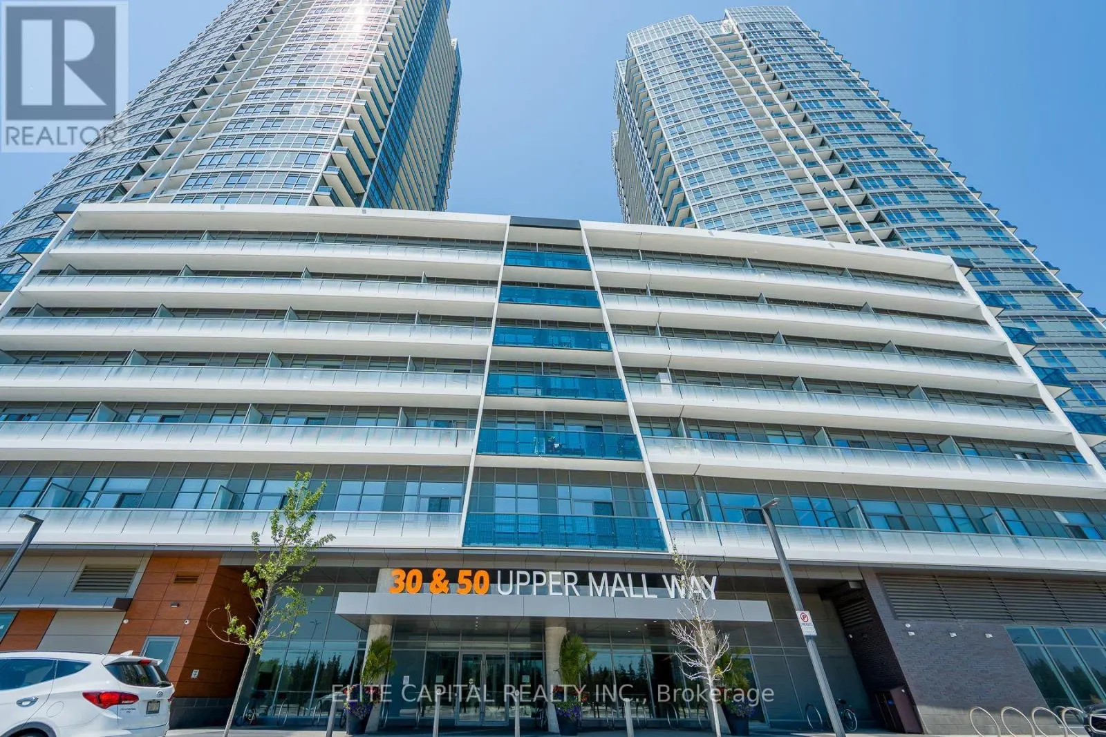 428 - 50 UPPER MALL WAY
