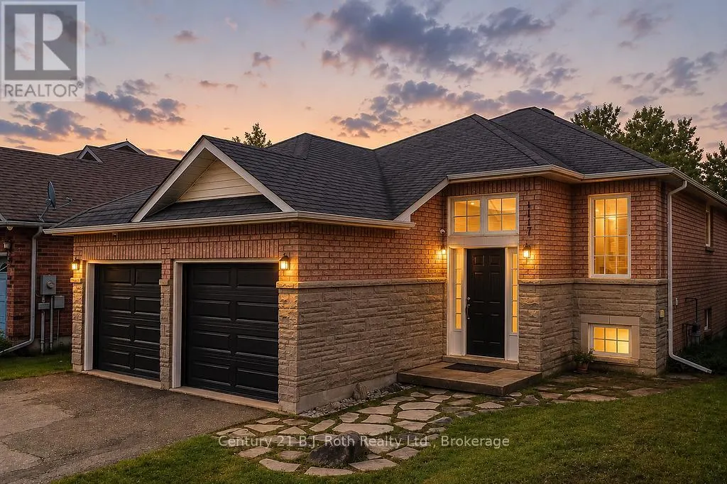 1117 CORRIE STREET