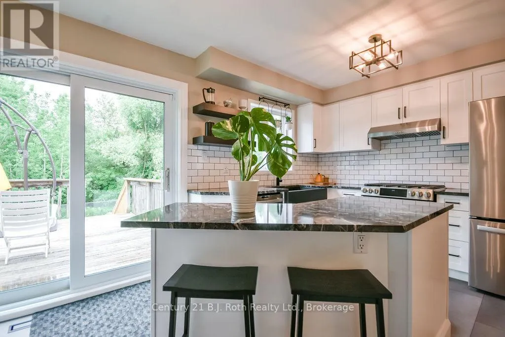1117 CORRIE STREET
