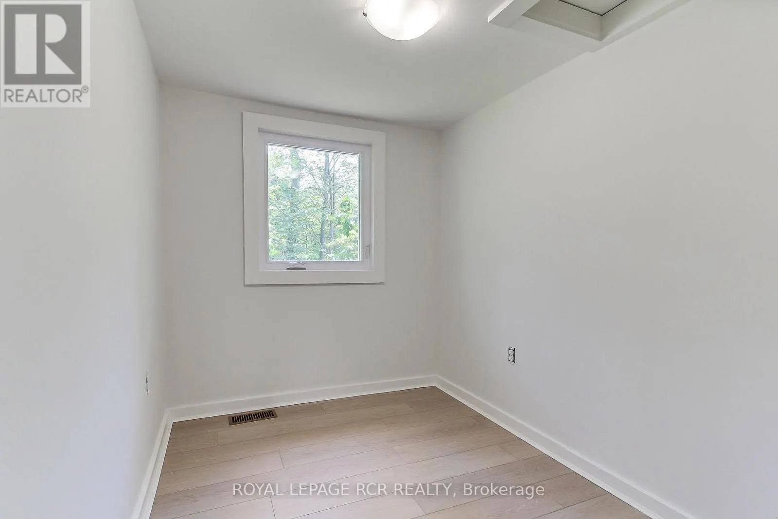 3967 ALGONQUIN AVENUE