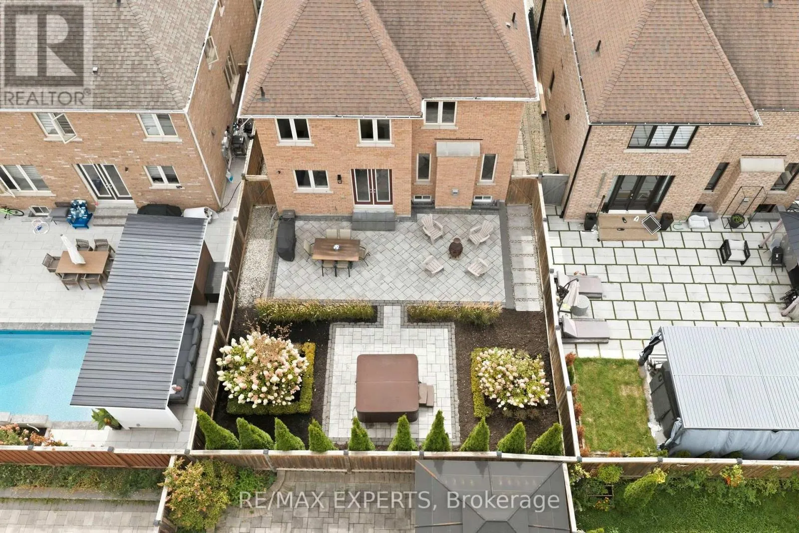 22 GARYSCHOLL ROAD