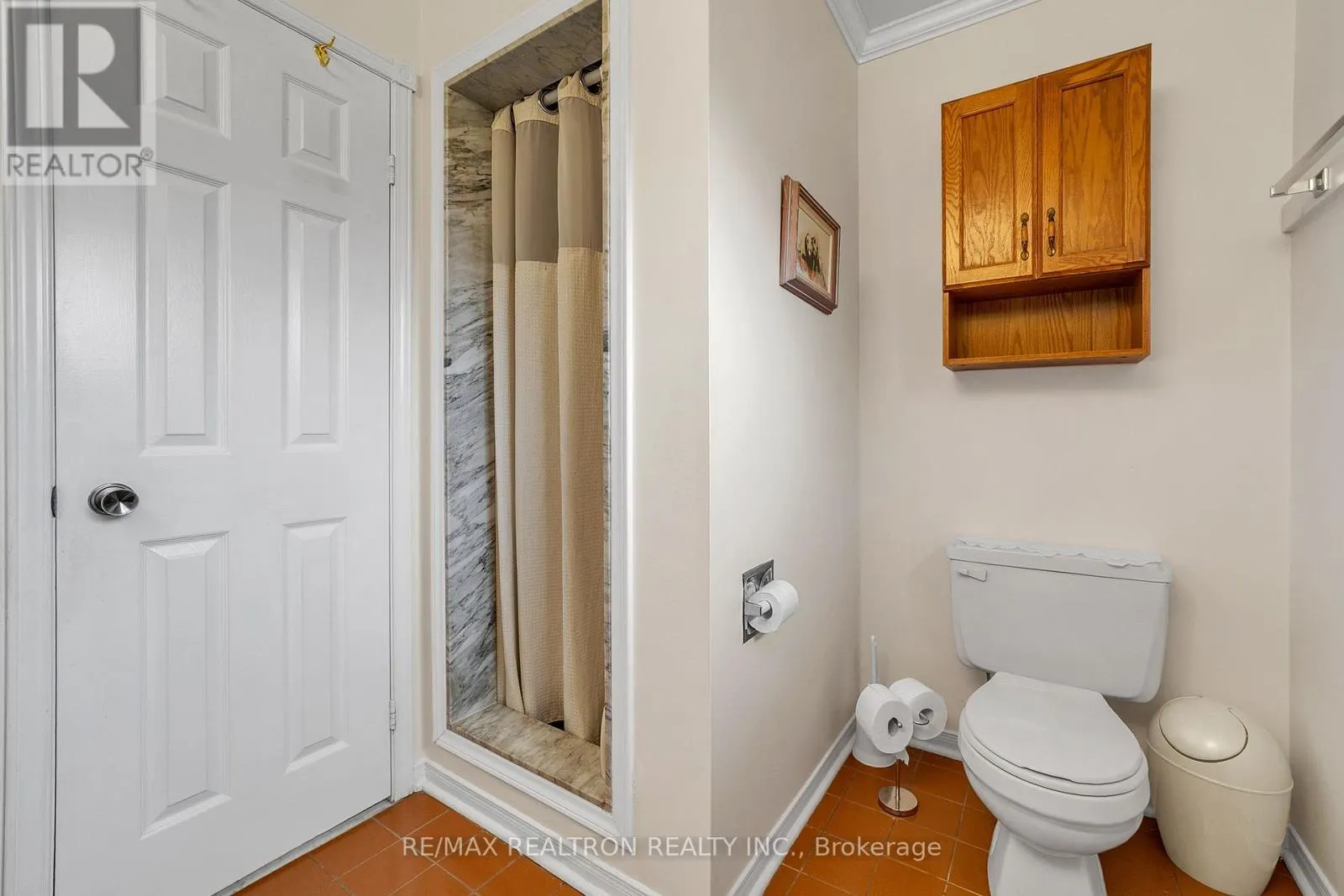 114 GOLF LINKS DRIVE S