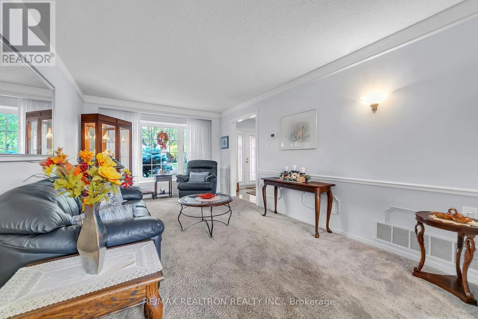 114 GOLF LINKS DRIVE S