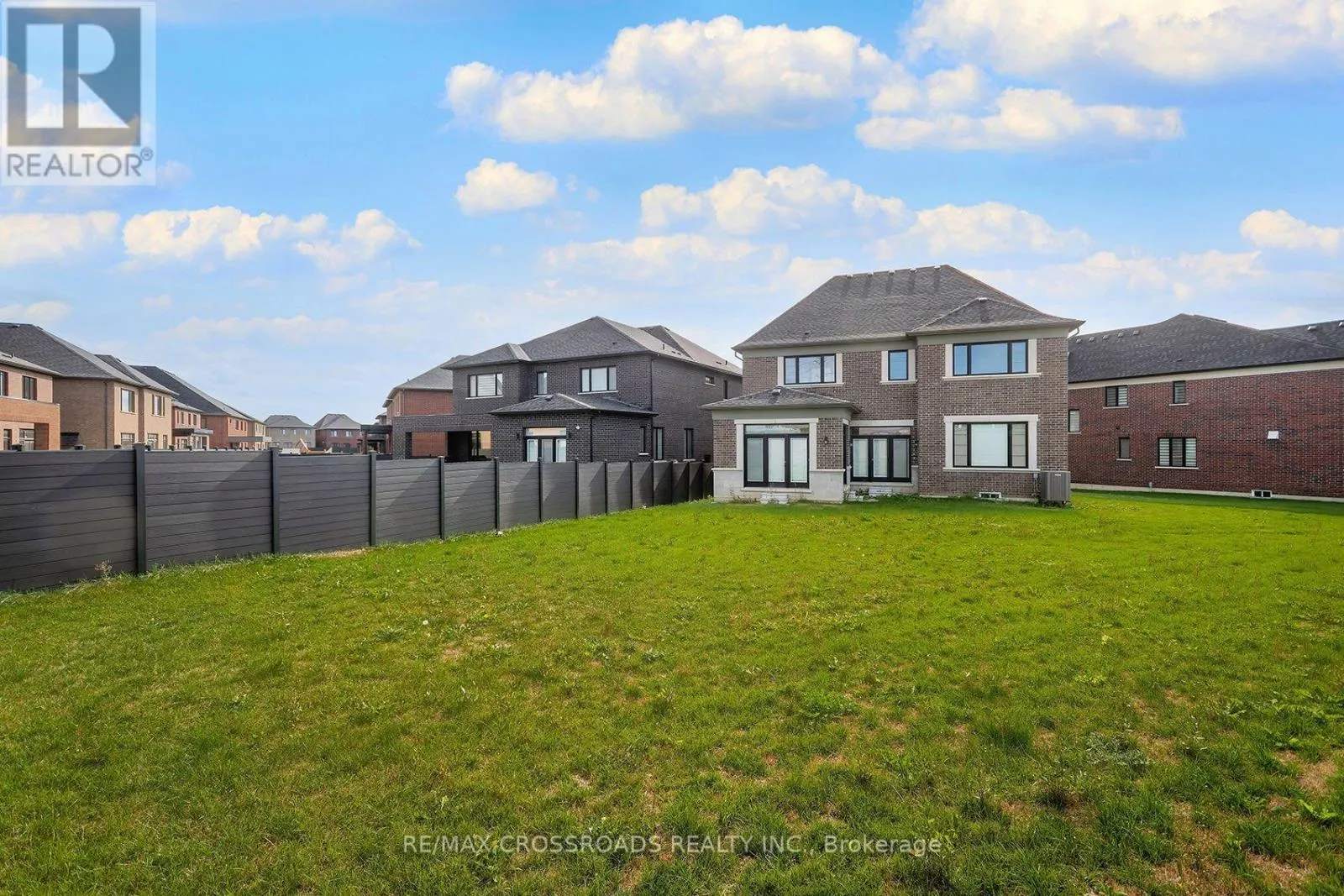 65 TERRAVISTA CRESCENT