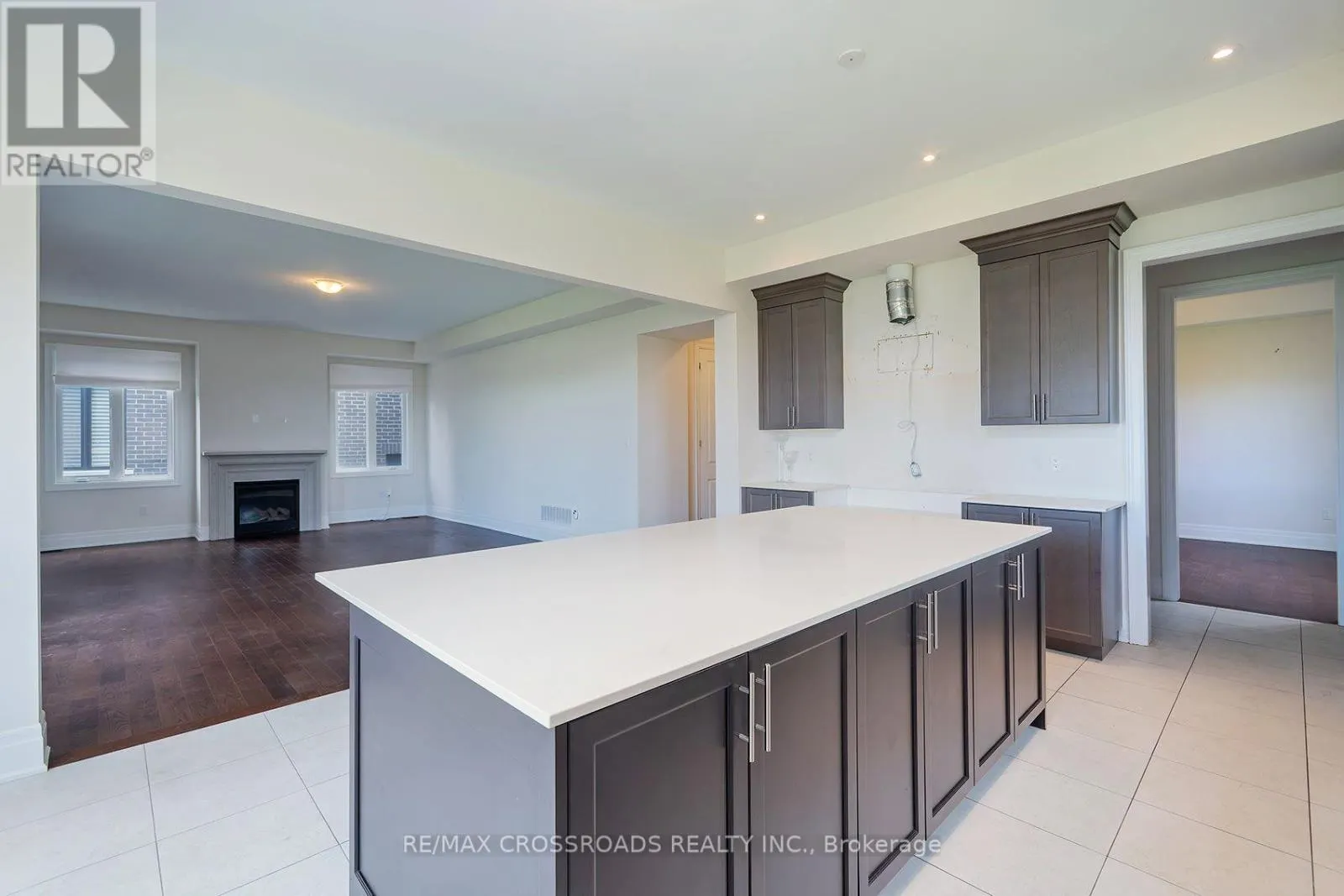 65 TERRAVISTA CRESCENT