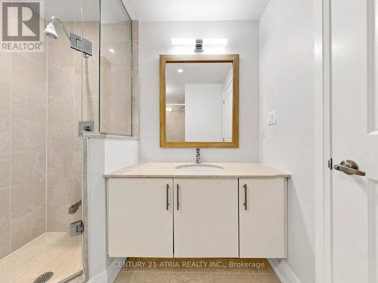 512 - 15277 YONGE STREET