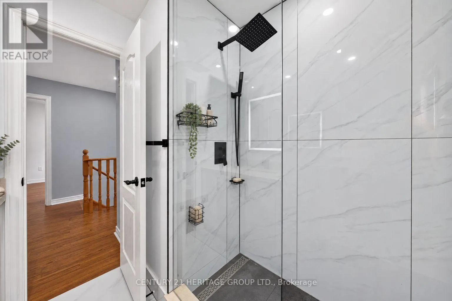 378 SPRUCE GROVE CRESCENT