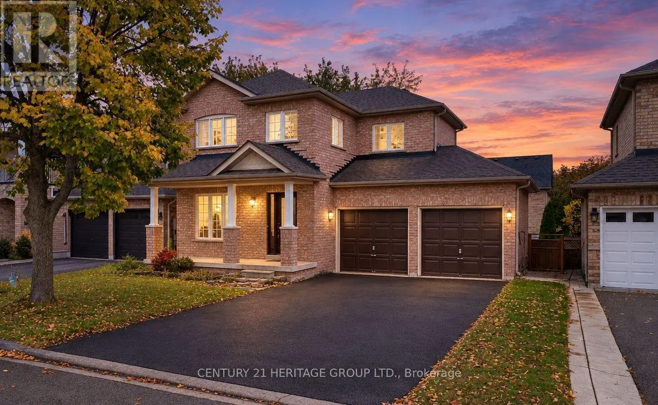 378 SPRUCE GROVE CRESCENT